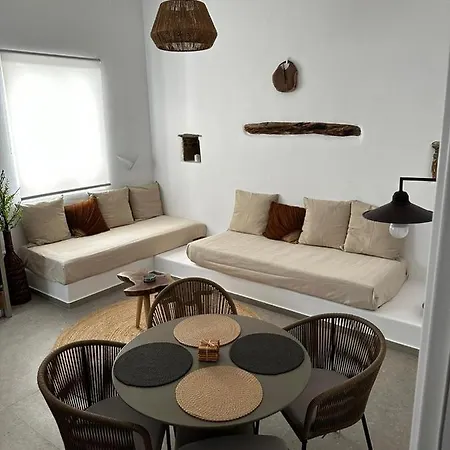 Apartament Koutsounos *